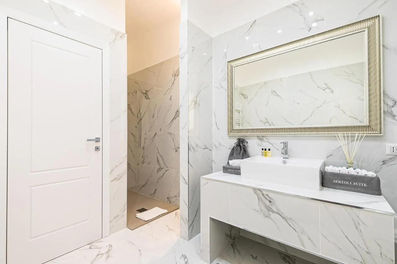 Sertoli Suite Milano 0*,  Italia